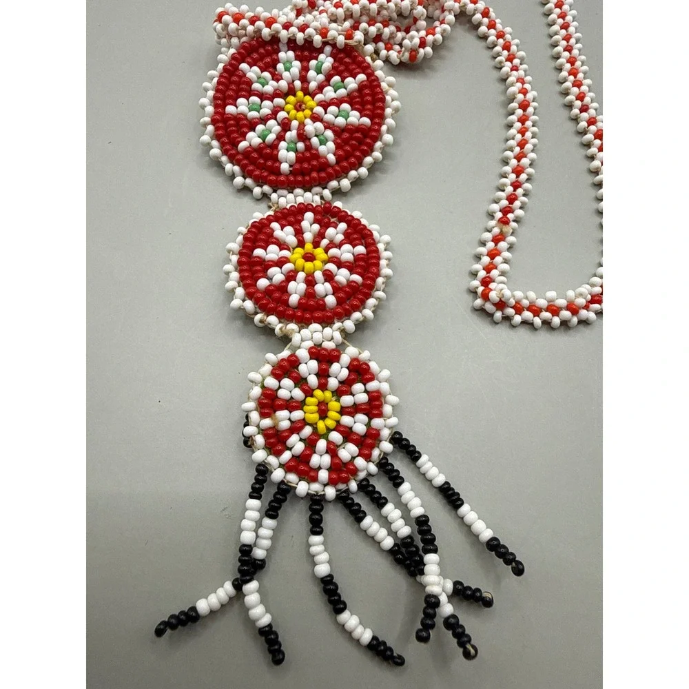 Vintage Mid Century Native American Seed Bead Medallion Fringe‎ Necklace